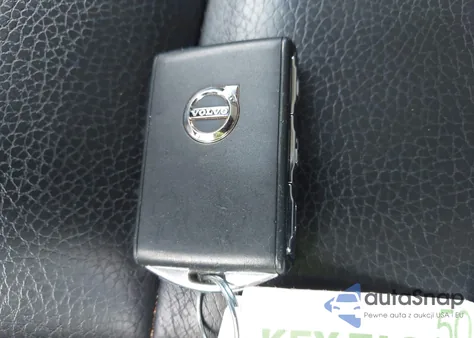 2018 Volvo Xc90 T5 Momentum from USA, damaged, VIN YV4102PK8J1343557